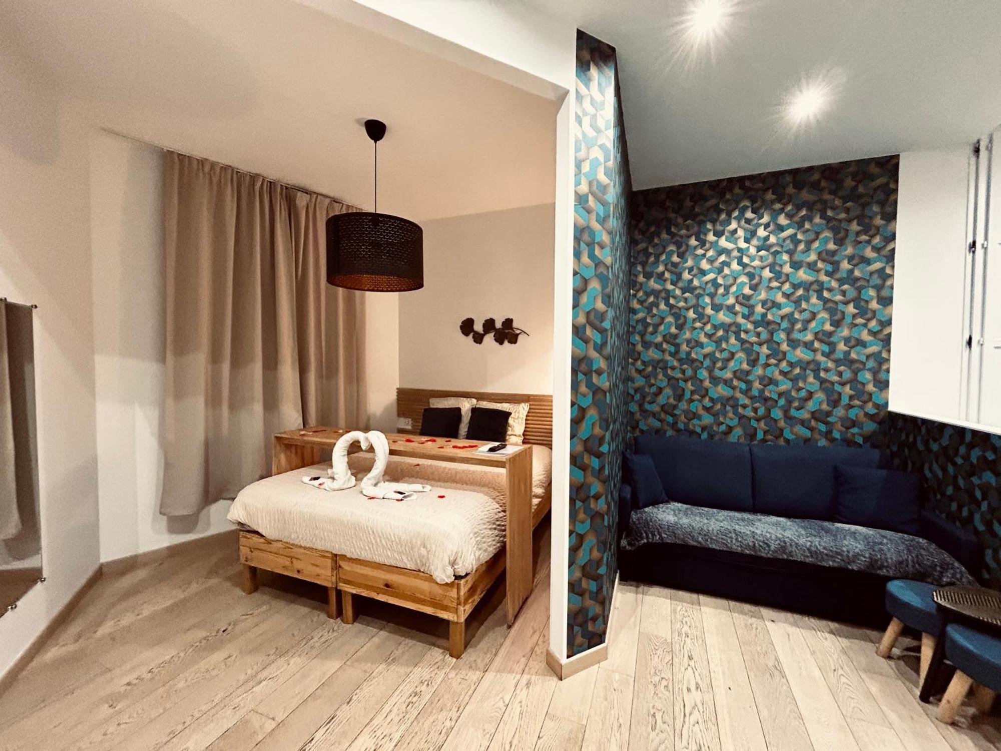 Mieuxqualhotel Jacuzzi Privatif La Parenthese Бордо Экстерьер фото