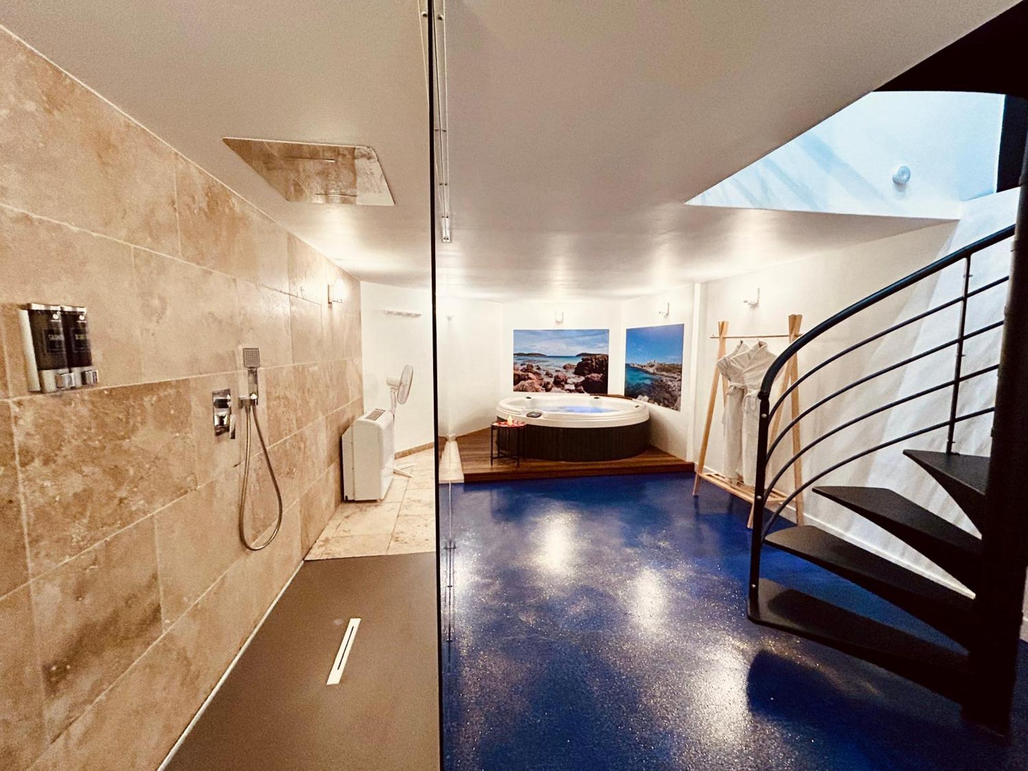 Mieuxqualhotel Jacuzzi Privatif La Parenthese Бордо Экстерьер фото